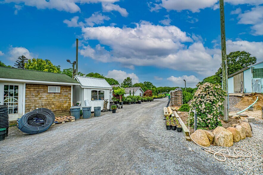 More Photos Of 185 N Country Rd, Mount Sinai Garden Center For Sale