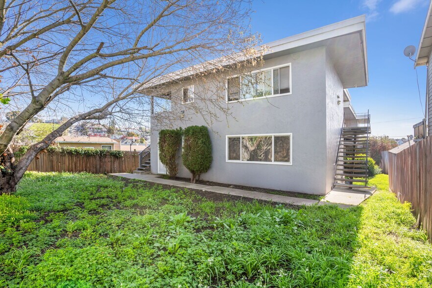 More Photos Of 2261 48 Ave, Oakland Apartments For Sale