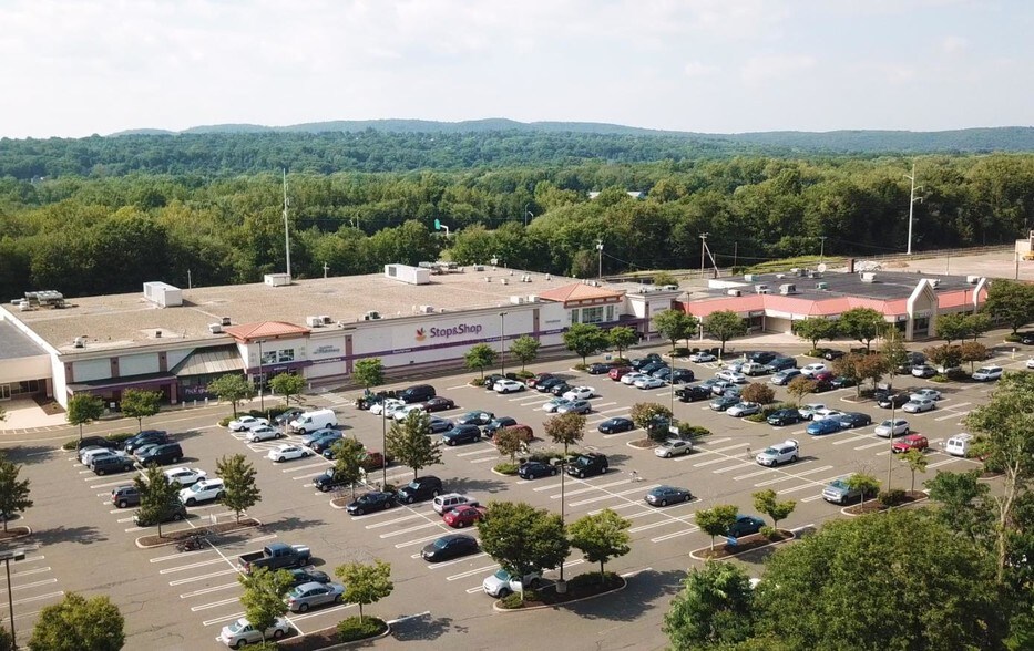 More Photos Of 55-91 Washington Ave, North Haven Freestanding For Lease