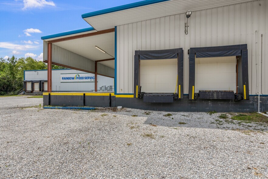 More Photos Of 19450 E County Road 1474, Hawthorne Refrigeration Cold Storage For Sale