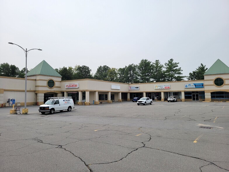 More Photos Of 222 Main St, Townsend Storefront For Sale