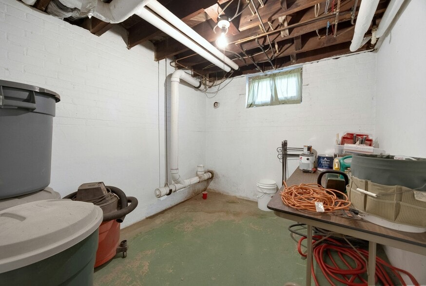 More Photos Of 225 Liberty St, Little Ferry Office For Sale