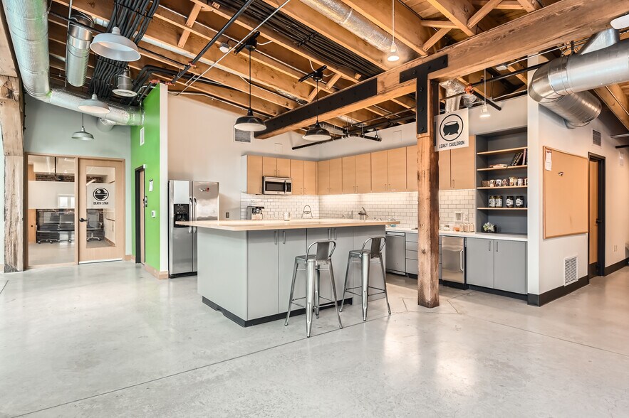 More Photos Of 126 SW 2nd Ave, Portland Loft Creative Space For Lease