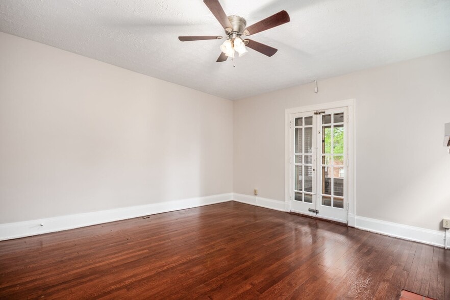 More Photos Of 94 N 20th St, Columbus Apartments For Sale