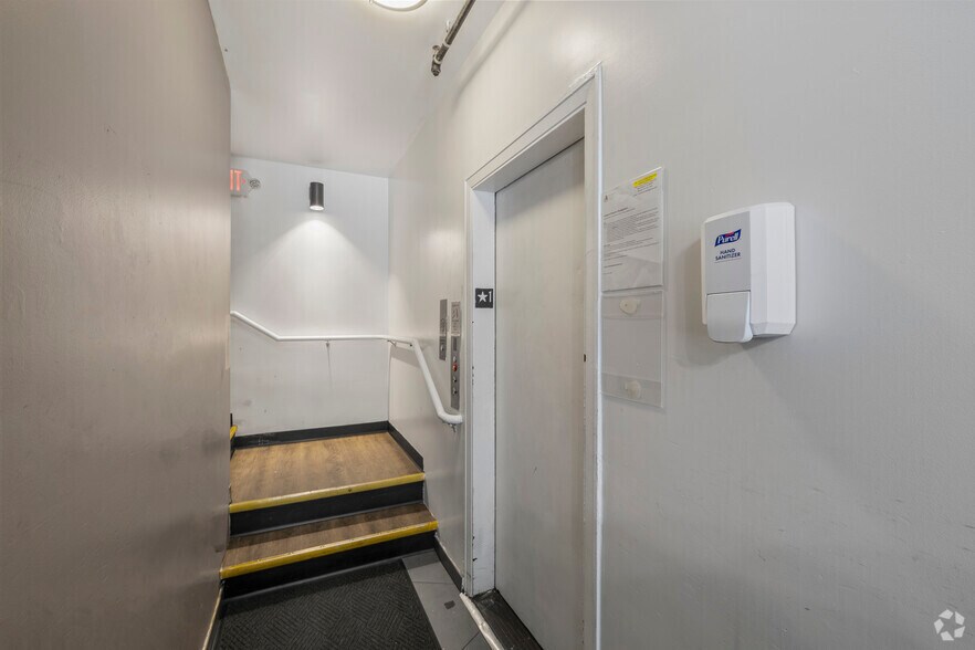 More Photos Of 392 11th St, Oakland Apartments For Sale