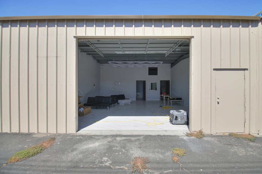 More Photos Of 4554 Auburn Blvd, Sacramento Auto Dealership For Sale