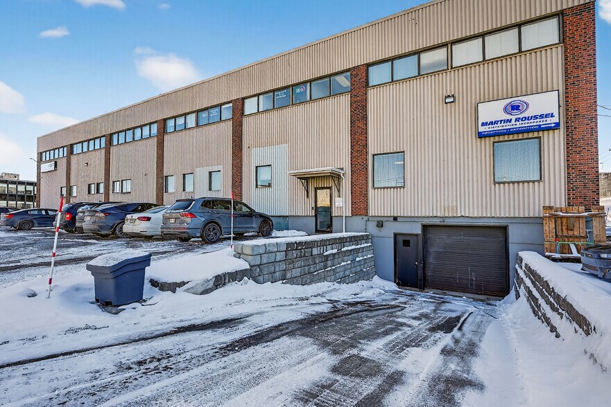 More Photos Of 650 Rue Graham-Bell, Québec Office For Sale