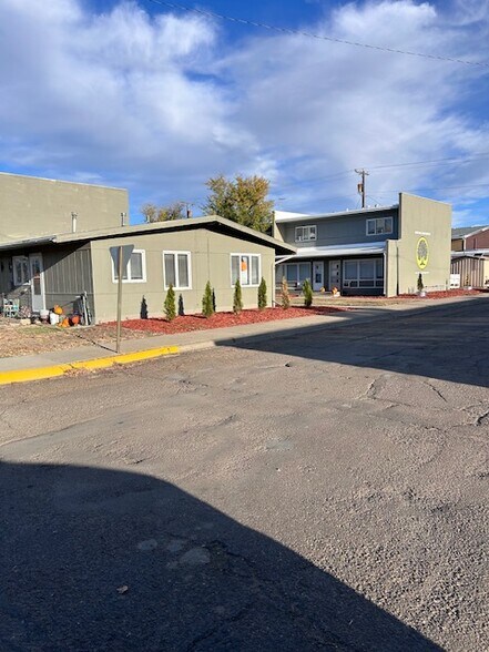 More Photos Of 232 S 7th St, Glasgow Apartments For Sale