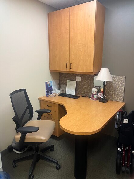 More Photos Of 103 S 3rd Ave, Edgar Medical For Sale