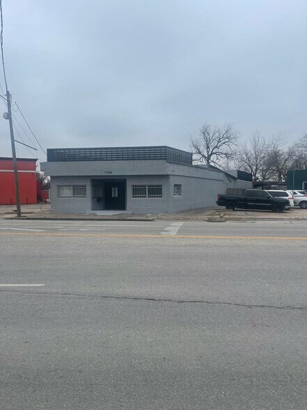 More Photos Of 7156 Lawndale St, Houston Freestanding For Sale