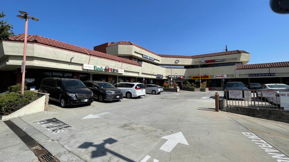 More Photos Of 818 N Pacific Ave, Glendale Unknown For Lease