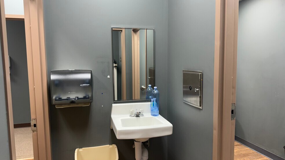 More Photos Of 1203 Industrial Park Rd, South Fulton Medical For Lease