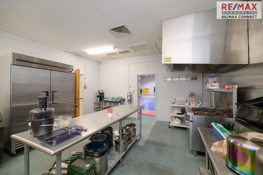 More Photos Of 1033 Big Bethel Rd, Hampton Religious Facility For Sale