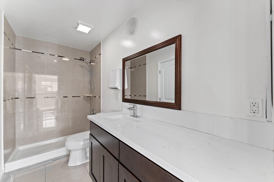 More Photos Of 7761 Garfield Ave, Huntington Beach Apartments For Sale