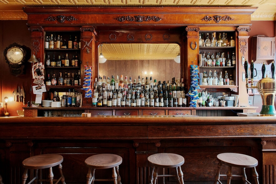 More Photos Of 1712 Aliceanna St, Baltimore Restaurant For Sale