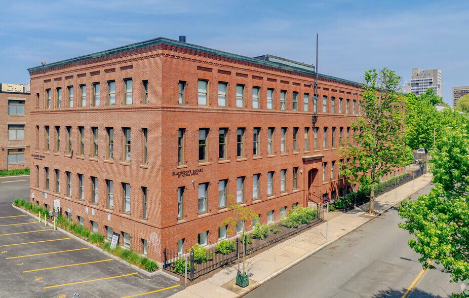 More Photos Of 237 Putnam Ave, Cambridge Office For Lease