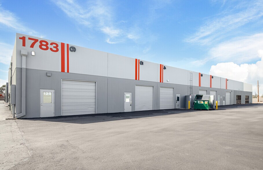 More Photos Of 1705 W University Dr, Tempe Unknown For Lease