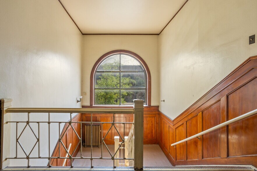 More Photos Of , Colorado Springs Office For Sale