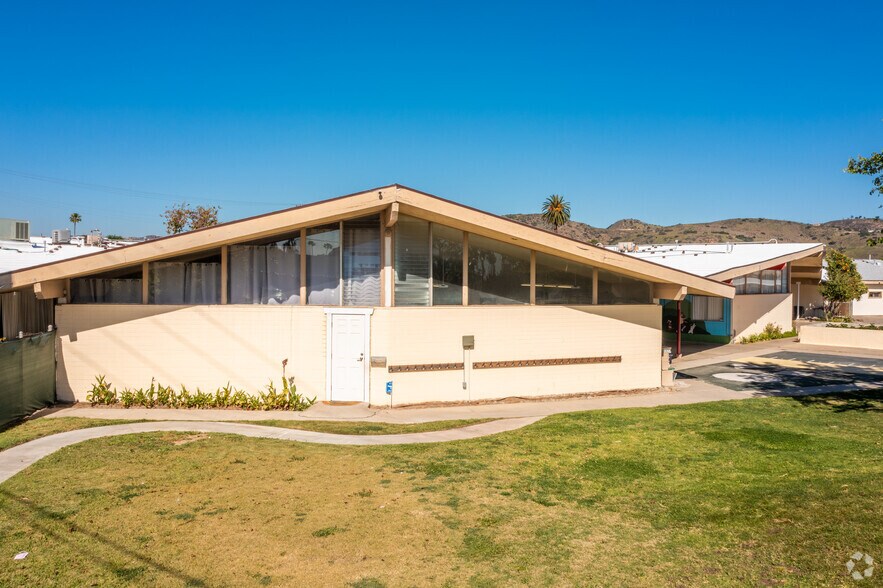 More Photos Of 4100 E Walnut Ave, Orange Daycare Center For Sale