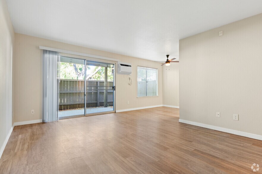 More Photos Of 555 Douglas St, West Sacramento Apartments For Sale
