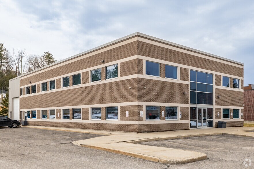 Primary Photo Of 560 Lacolle Way, Ottawa Flex For Lease