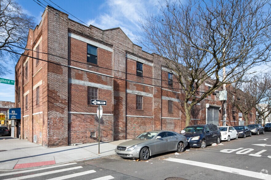 More Photos Of 224 Shepherd Ave, Brooklyn Religious Facility For Sale