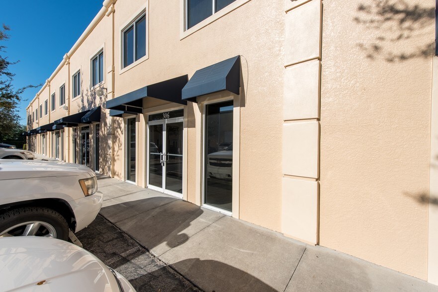 More Photos Of 28210 Old US Highway 41, Bonita Springs Light Manufacturing For Sale
