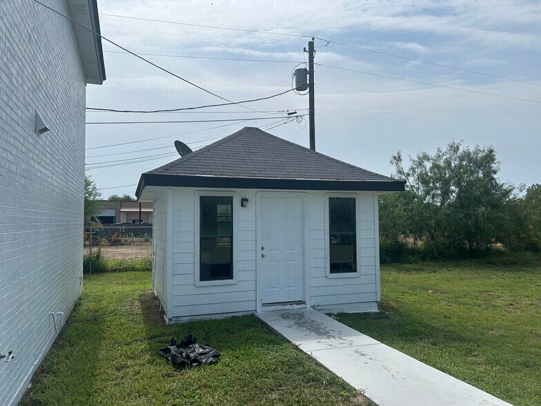 More Photos Of 1100 E Owassa Rd, Edinburg Apartments For Sale