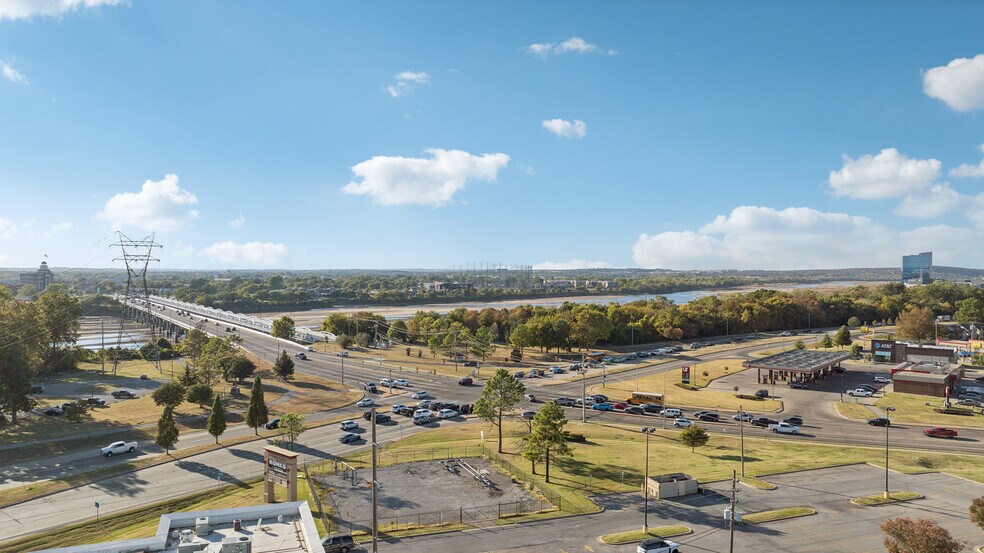 More Photos Of 508 E A St, Jenks Freestanding For Sale