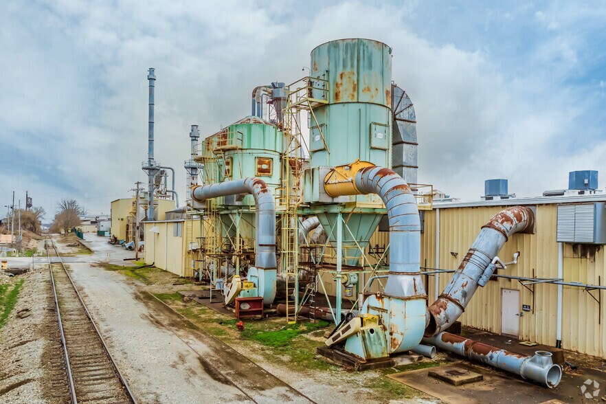 More Photos Of 160 Rosedale St, Jackson Manufacturing For Lease