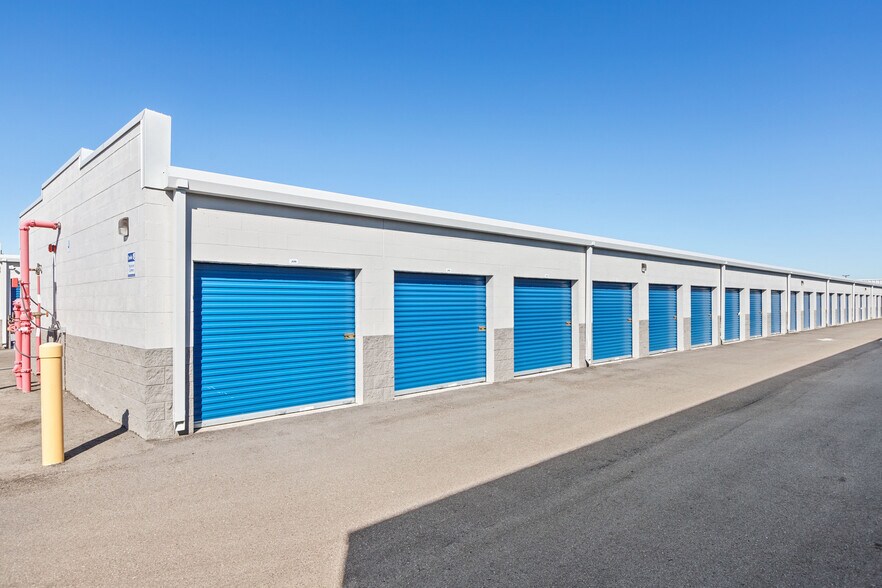 More Photos Of 9419 Moccasin Wallow Rd, Parrish Self Storage For Sale