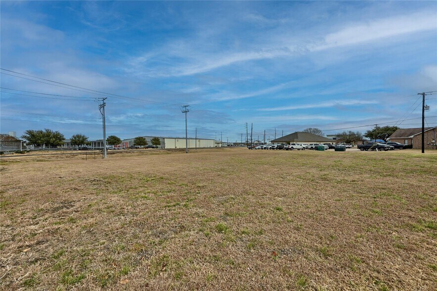 More Photos Of 00 Longhofer rd, Brenham Land For Sale