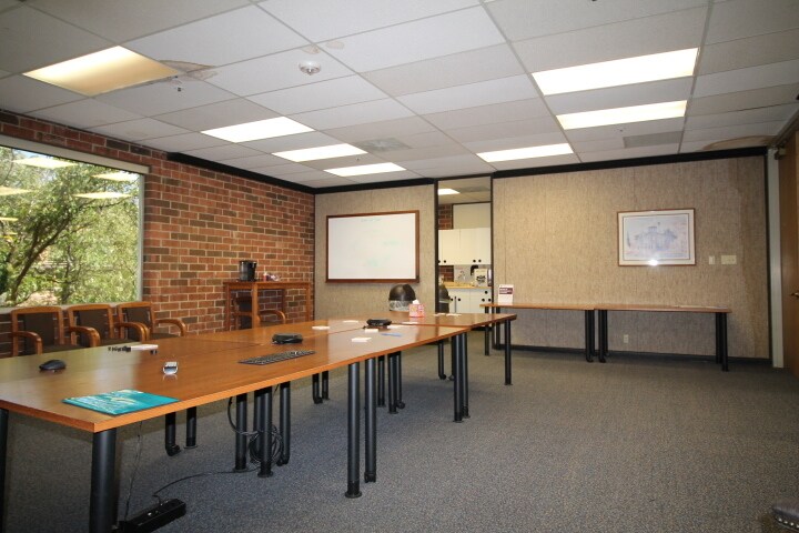 More Photos Of 3760 Highland Dr, Salt Lake City Office For Sale