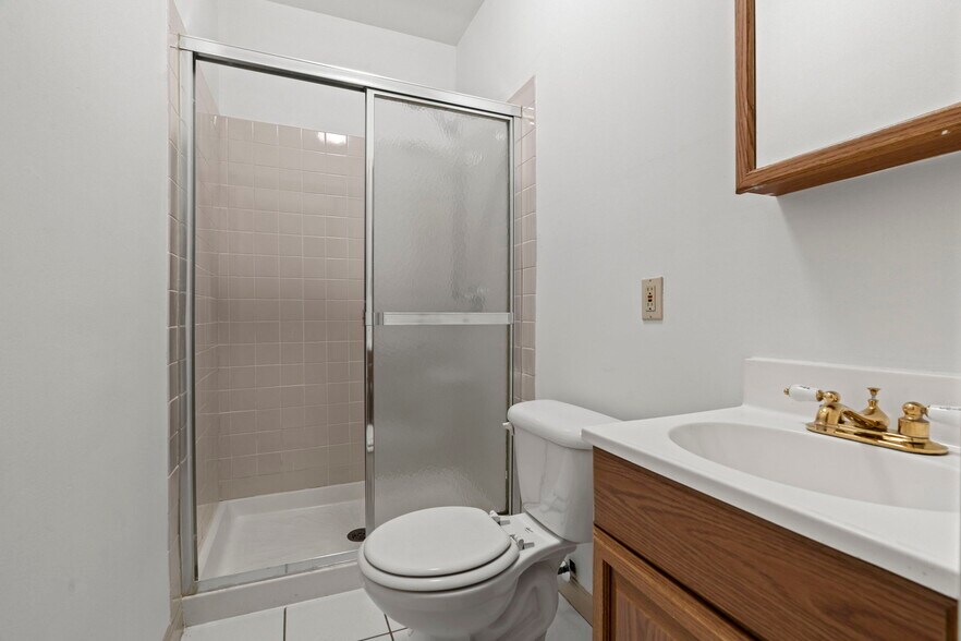 More Photos Of 2626 E Allegheny Ave, Philadelphia Office Residential For Sale