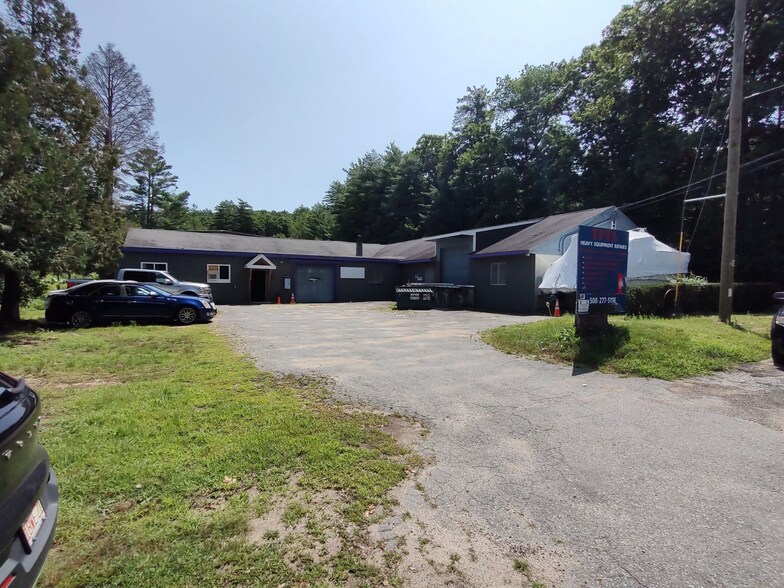 Primary Photo Of 30 Meadow Rd, Spencer Flex For Sale