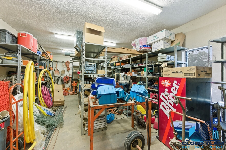 More Photos Of 601 Riverside Dr, Fort Worth Freestanding For Sale