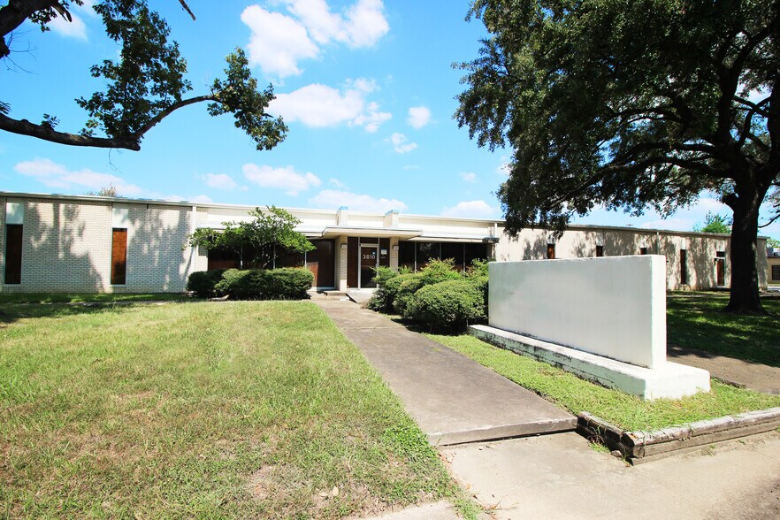 More Photos Of 3810 Dacoma St, Houston Warehouse For Sale