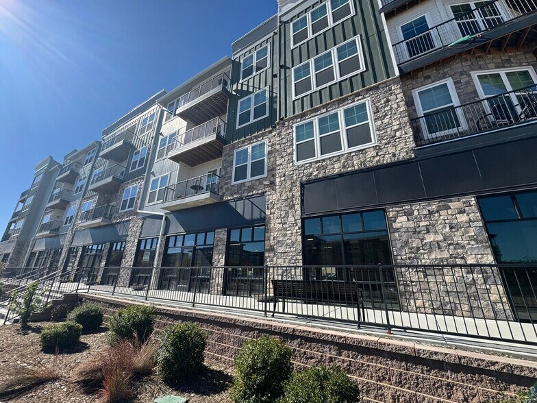 More Photos Of 14251 Grant St, Thornton Apartments For Lease