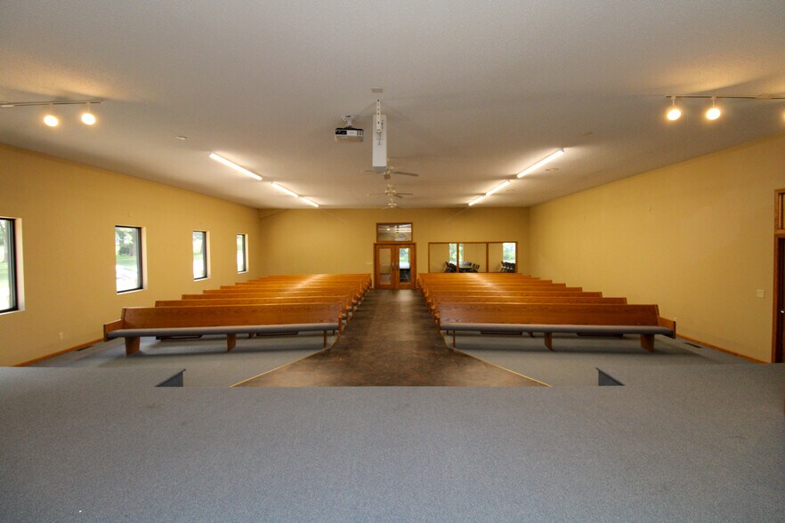 More Photos Of 100 E 3rd St, Galva Office For Sale