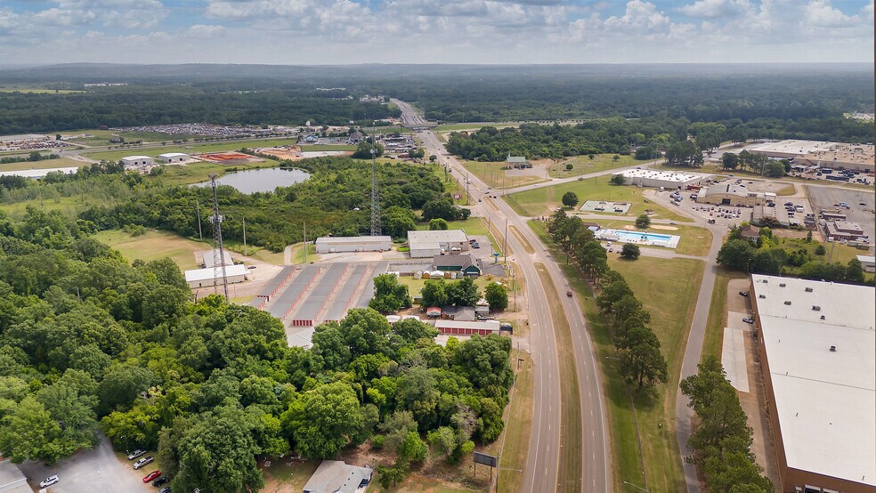 More Photos Of 2331 Congressman W L Dickinson dr, Montgomery Self Storage For Sale