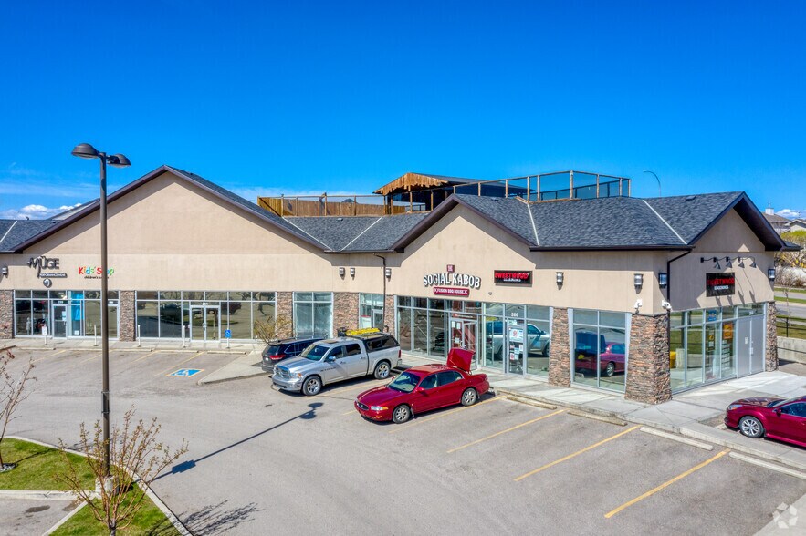More Photos Of 200 Southridge Rd, Okotoks Storefront For Lease