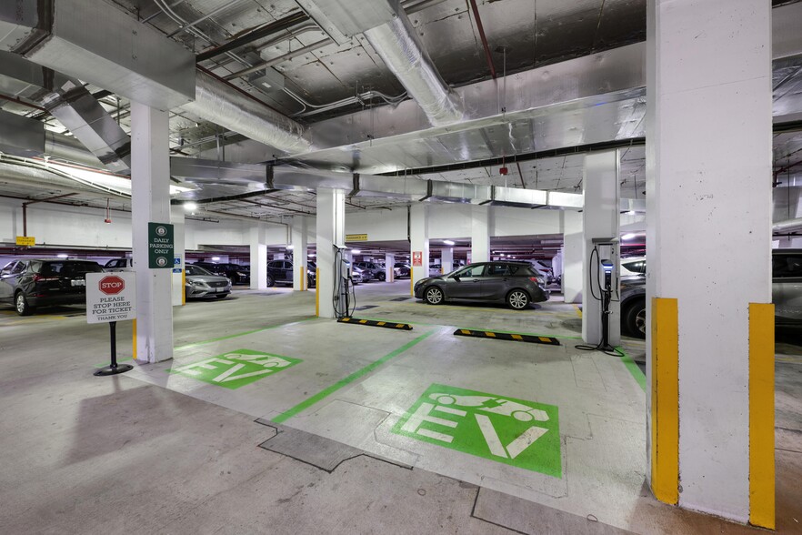 More Photos Of 1616 P St NW, Washington Office For Lease