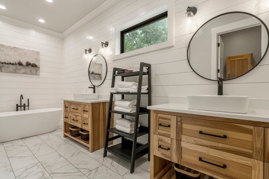 More Photos Of 19501 W 41st St, Sand Springs Specialty For Sale