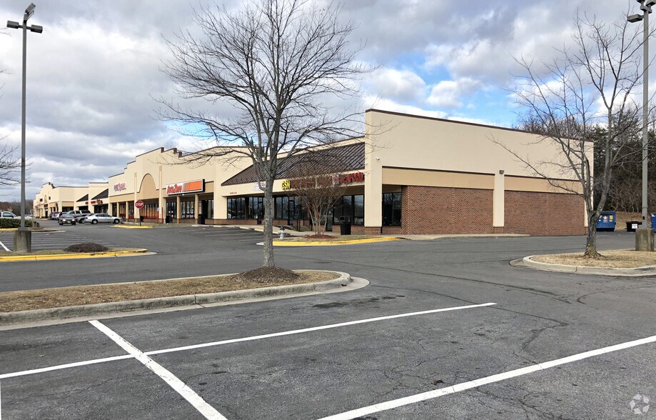 Primary Photo Of 7049-7099 Allentown Rd, Temple Hills Freestanding For Lease