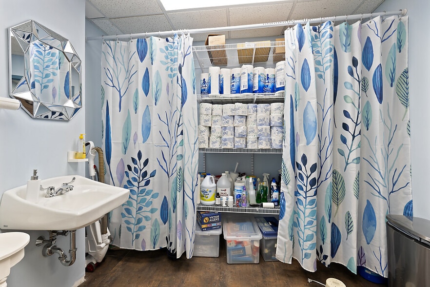 More Photos Of 219 Capitol St, Augusta Office For Lease