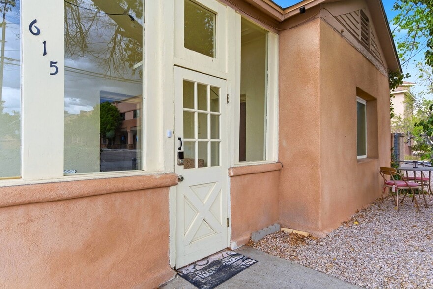 More Photos Of 615 Keleher Ave NW, Albuquerque Flex For Sale