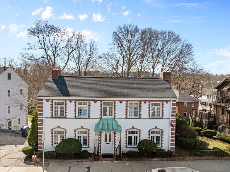 More Photos Of 1646 Centre St, Boston Office For Sale