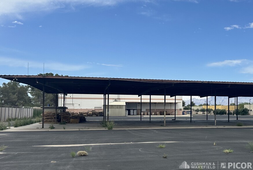 More Photos Of 6701 S Midvale Park Rd, Tucson Distribution For Lease