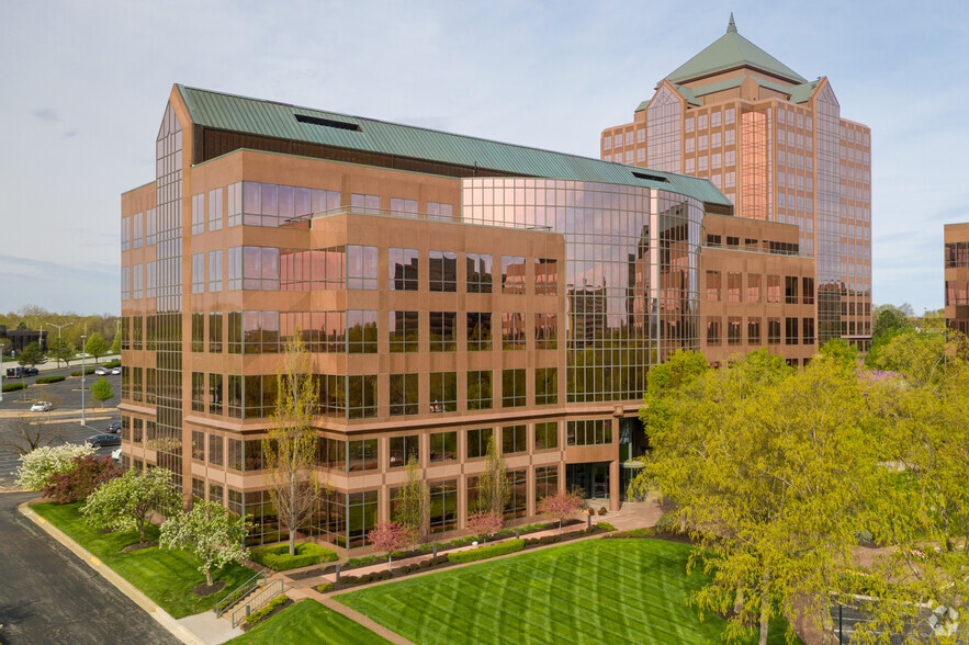 More Photos Of 7300 College Blvd, Overland Park Unknown For Lease