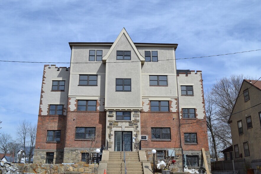 Primary Photo Of 3 Sherman Ave, Mount Vernon Multifamily For Sale